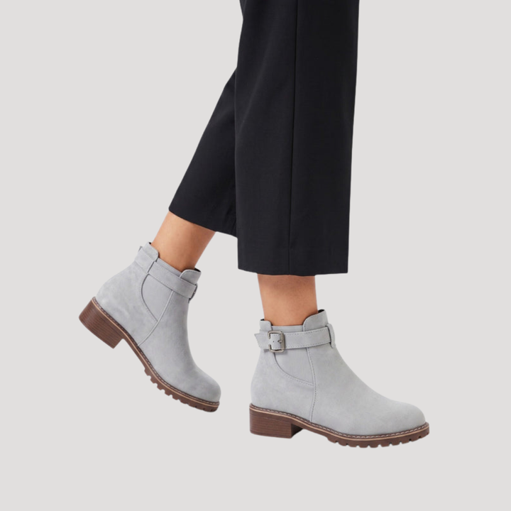 Women’s Chelsea Boots with Thick Sole and Buckle