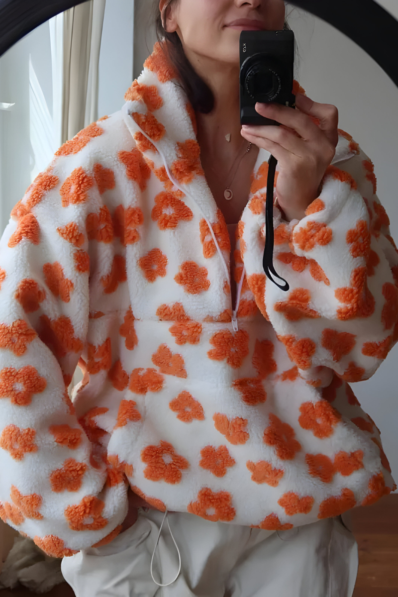 Nami™ | Comfy fleece sweater with floral print