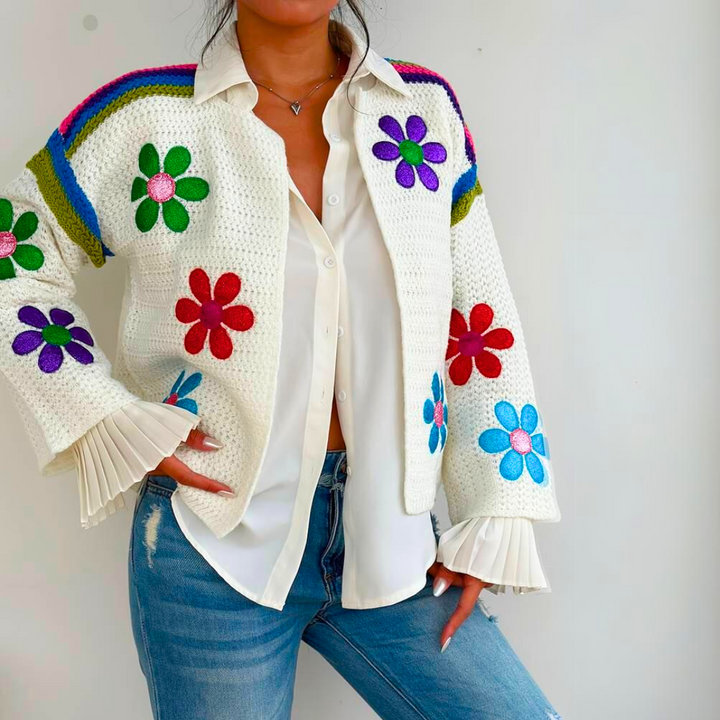 Eva - Warm Floral Embroidered Cardigan
