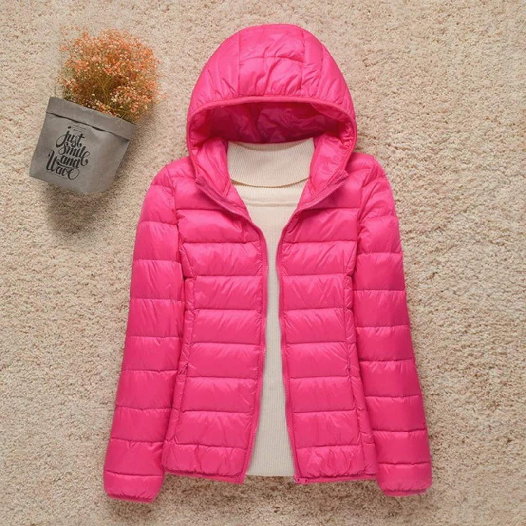 Lightweight Padded Women's Jacket with Functional Hood for Everyday Use