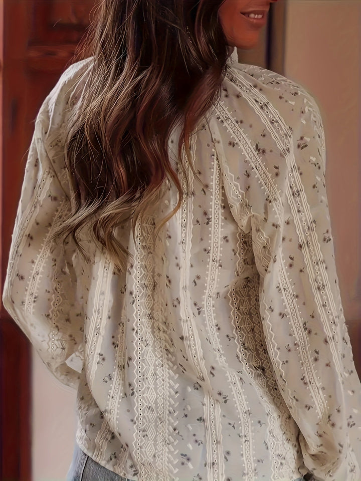 Women's Floral V-Neck Blouse with Elegant Fit