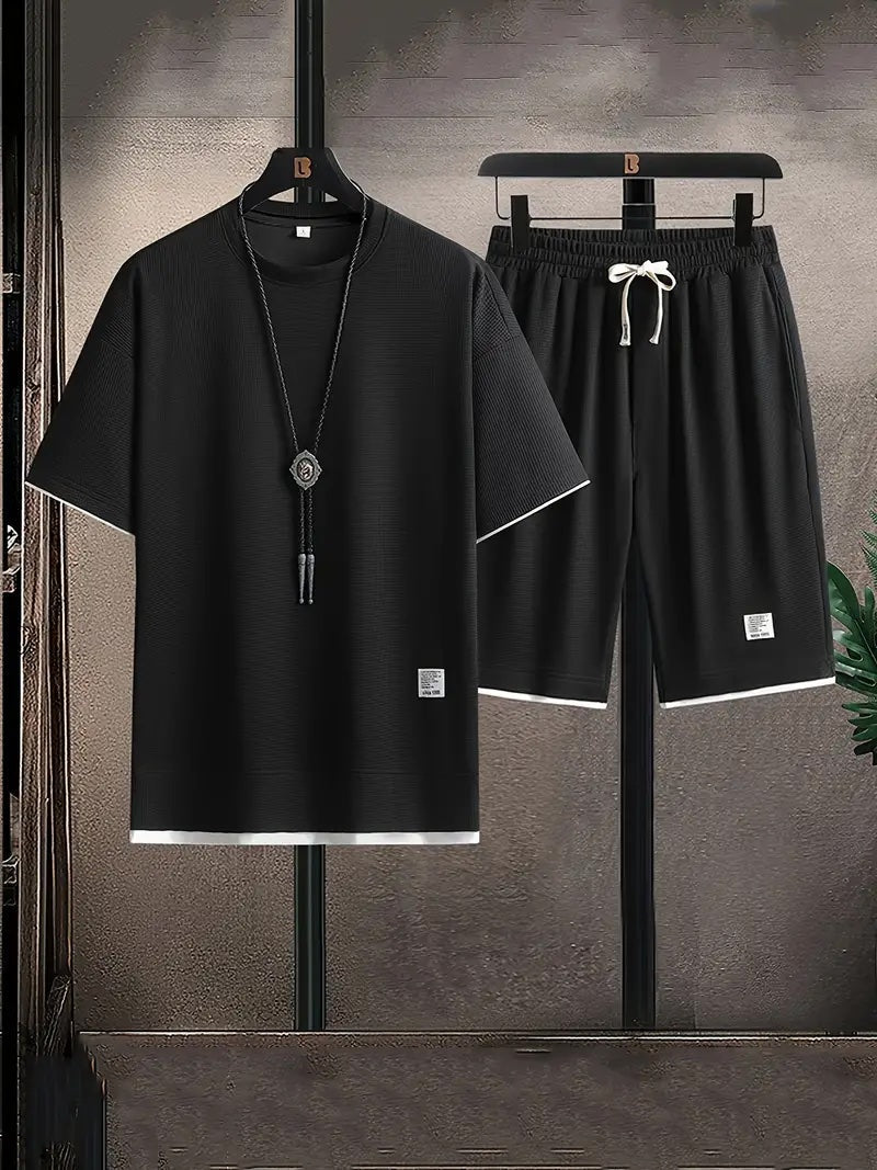 Men's Two-Piece Set with T-Shirt and Shorts in Honeycomb Fabric
