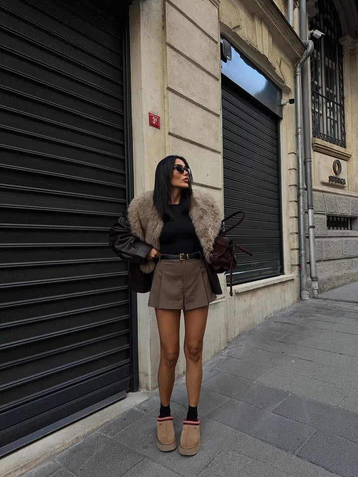 Women's Faux Leather Jacket with Wide Fur Collar - Nymera