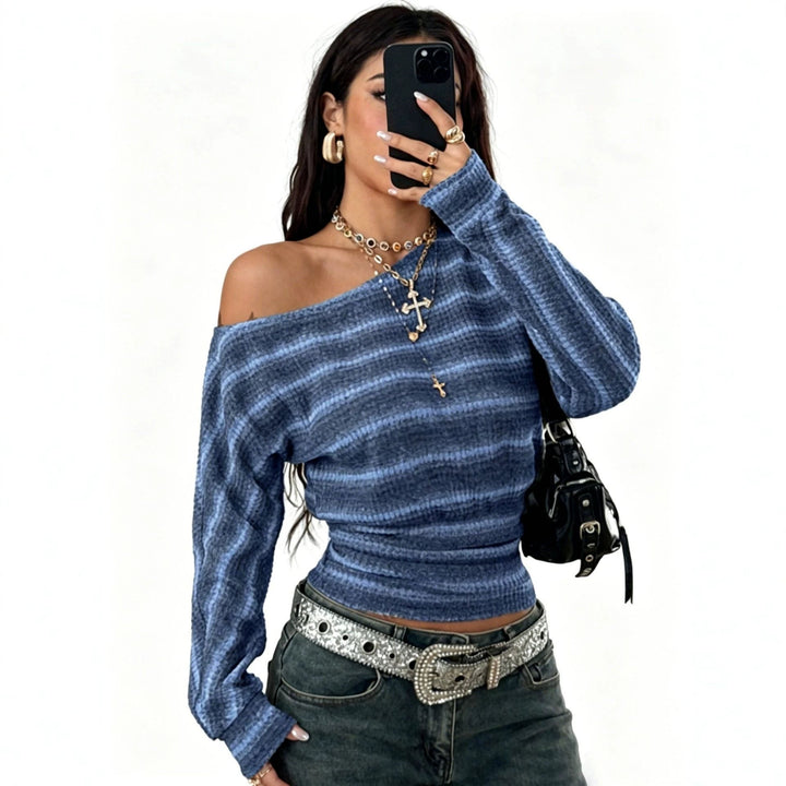 Striped women's top with high collar - Soft and simple