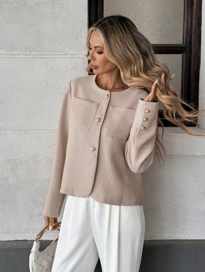 Short women's tweed jacket - Chic and elegant