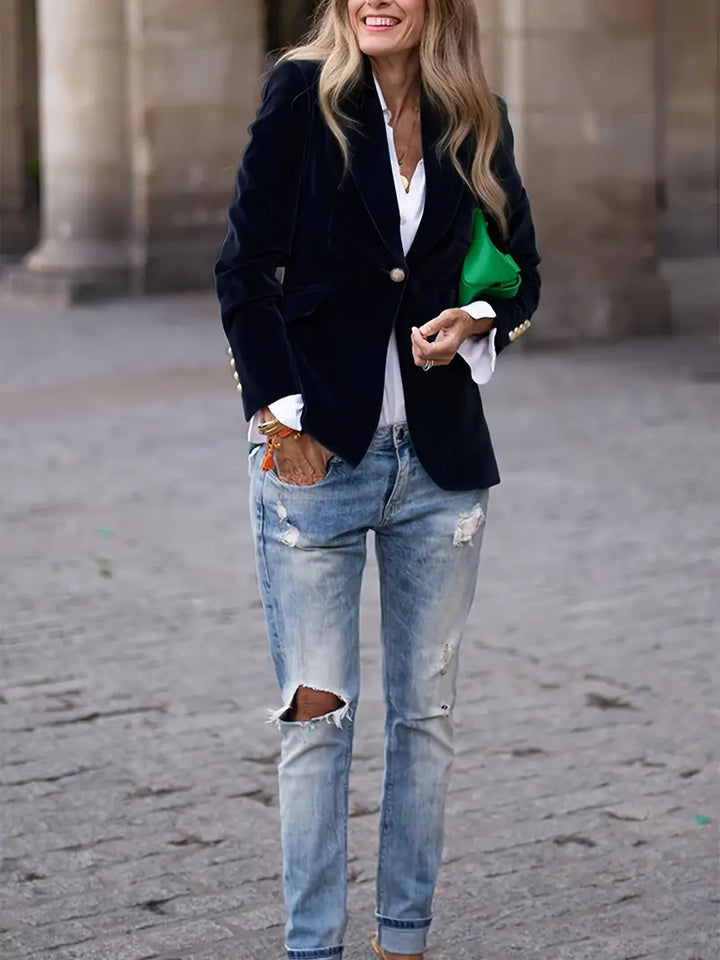 BLAZER IN CUSTOMIZATION WITH GOLD BUTTONS FOR WOMEN