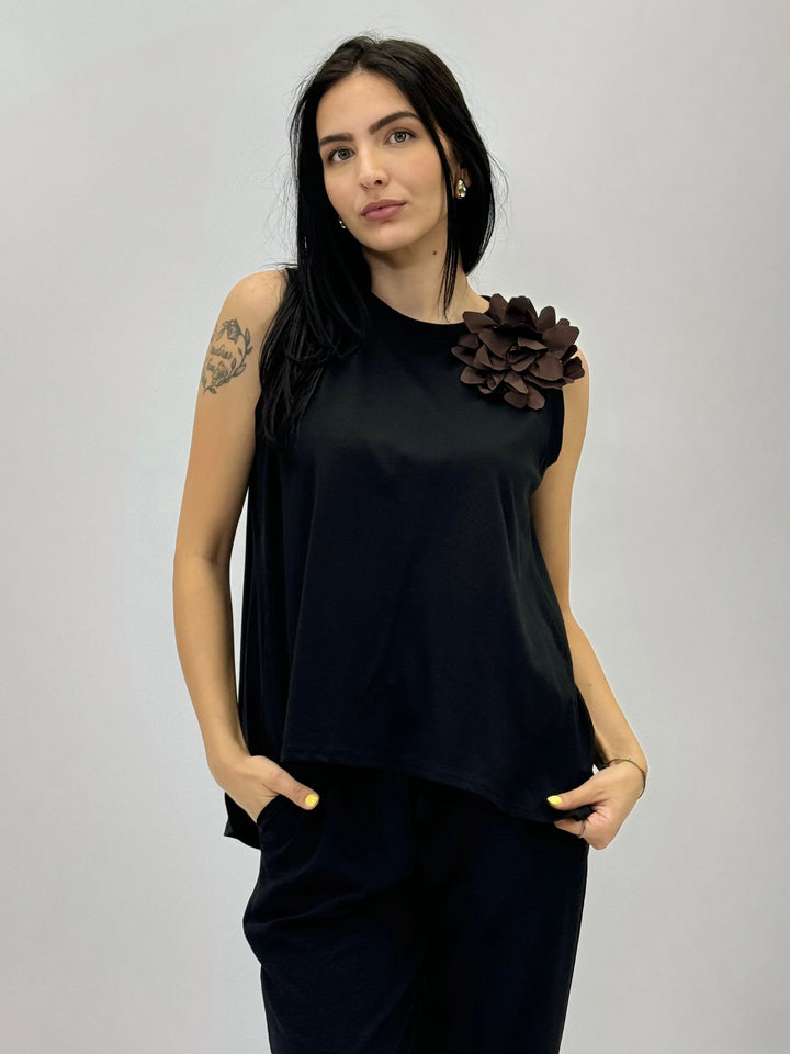 Orla™  |  Comfortable Tank Top Slit