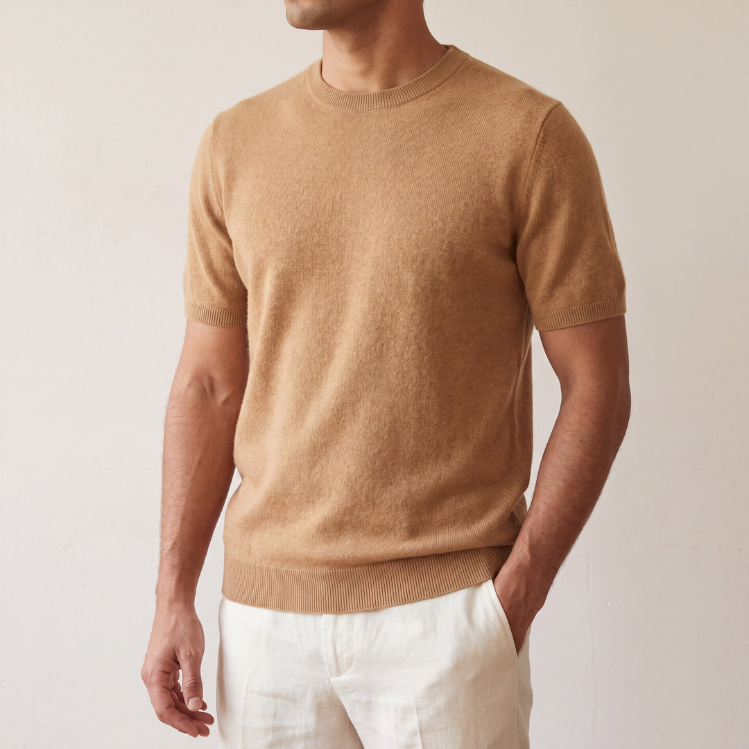 100% CASHMERE CLASSIC CREWNECK T-SHIRT.