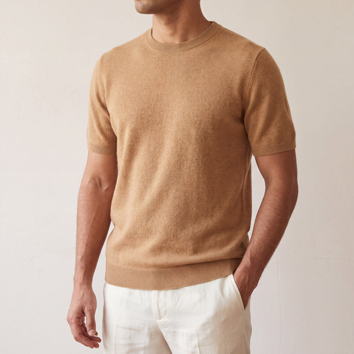 100% CASHMERE CLASSIC CREWNECK T-SHIRT.
