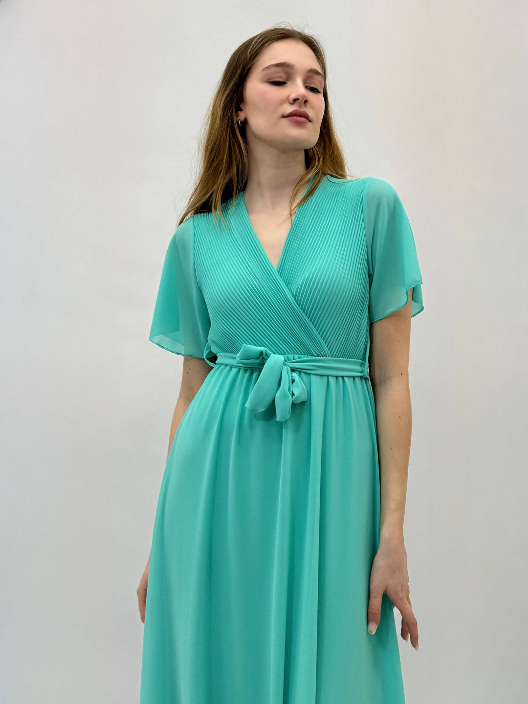 Emma & Rose Cape Town Margot™ flowing dress, lightweight and elegant abiti with a breezy silhouette, perfect for summer wear.