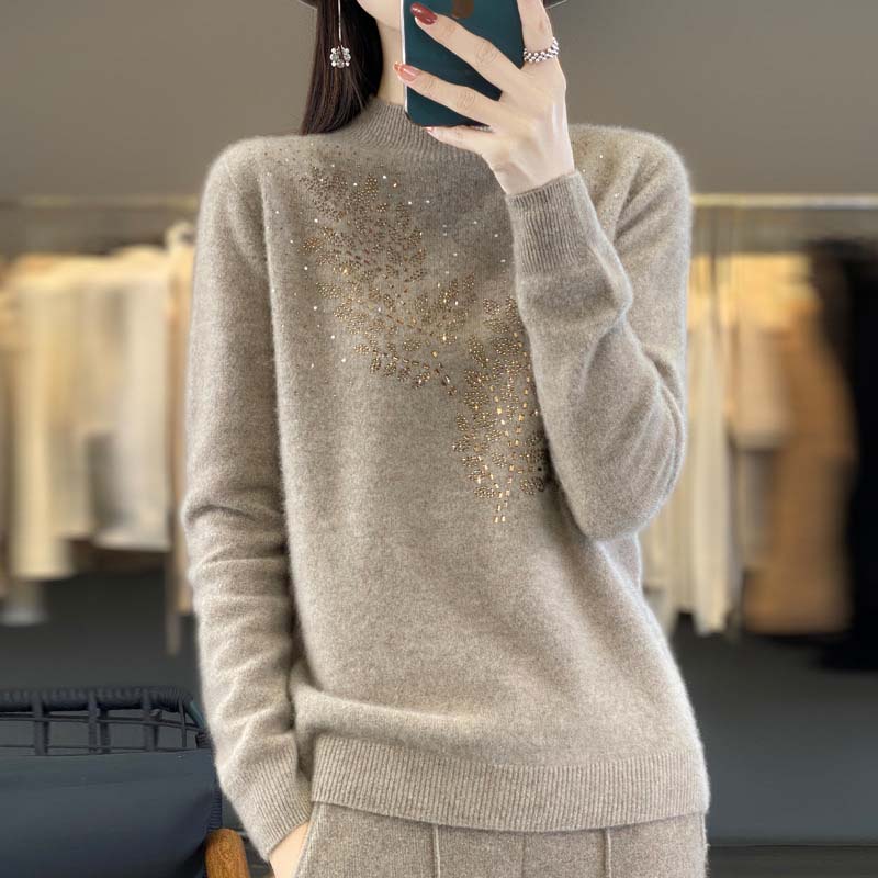 Knit Pullover with Leaf Pattern