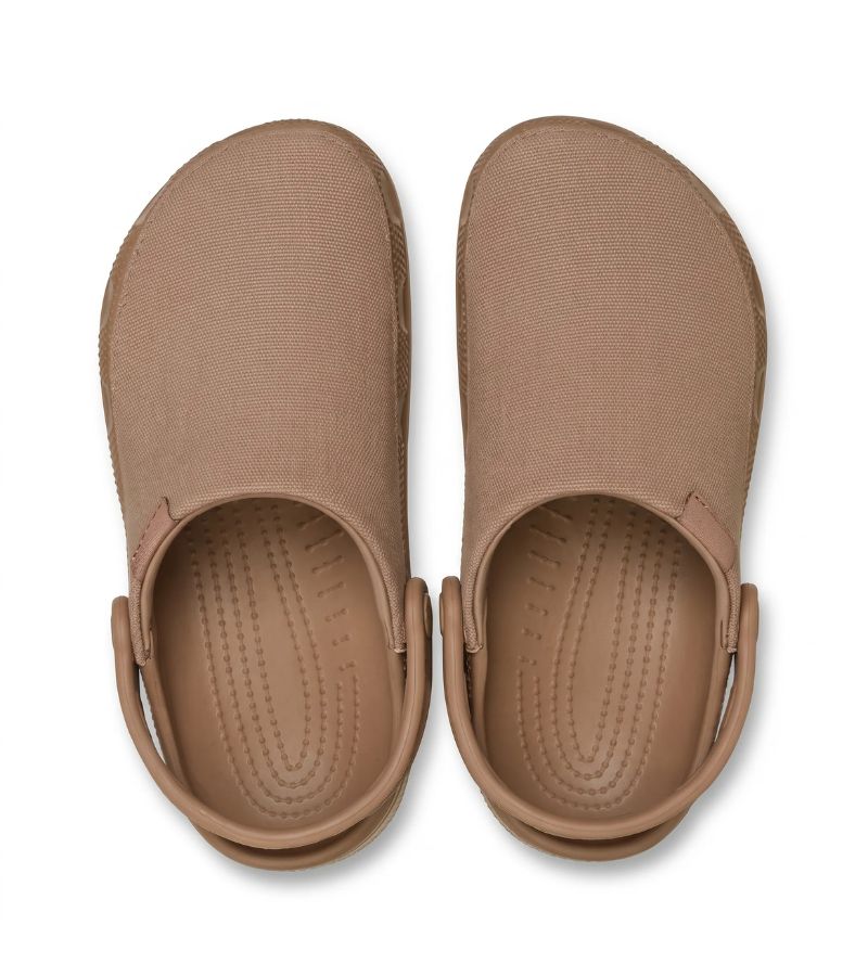 Canvas | The everyday canvas clog