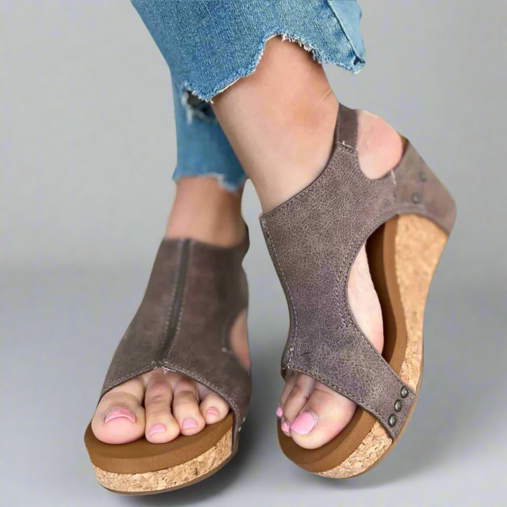 Mechthild | Orthopedic sandals for daily support