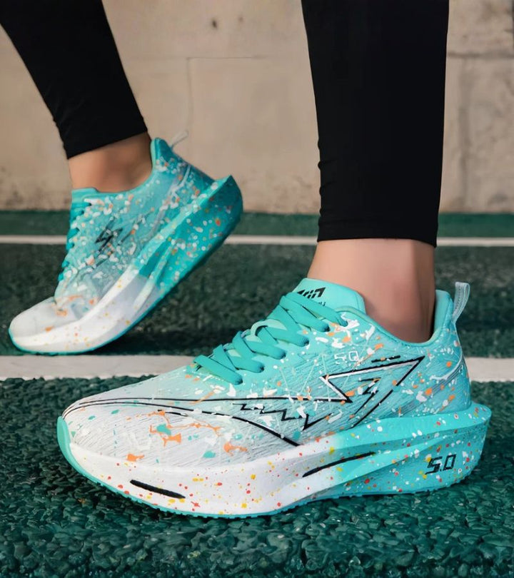 Marathon | Invisible Grip Sneakers