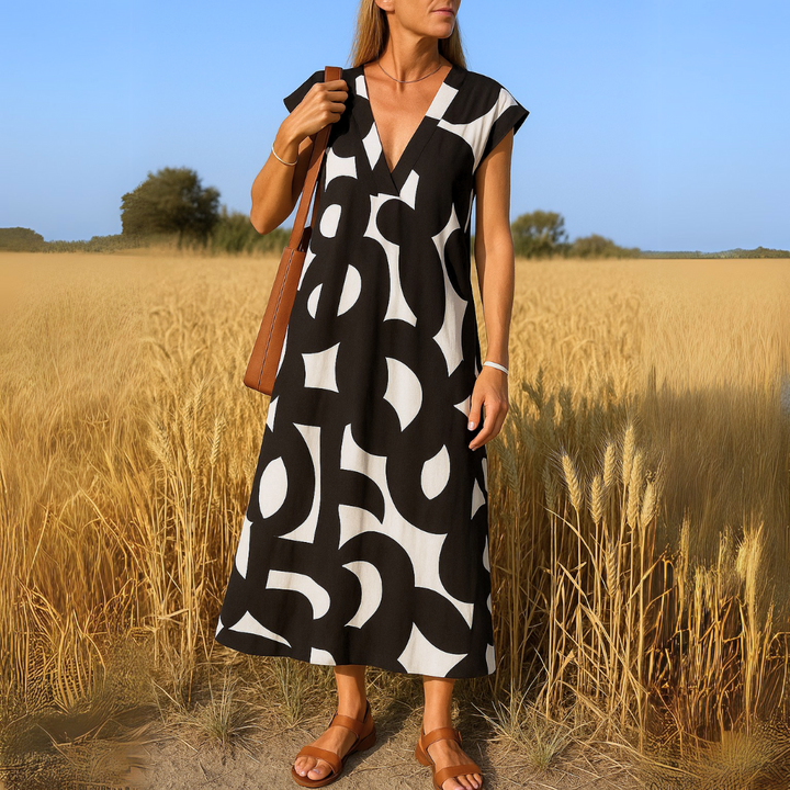 Black and White Geometric Print Midi Dress Shaira with V-Neck