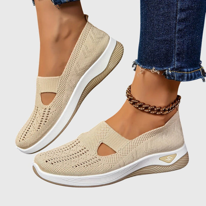 Women's Orthopaedic Slip-On Shoes with Slip-On Design for All-Day Comfort