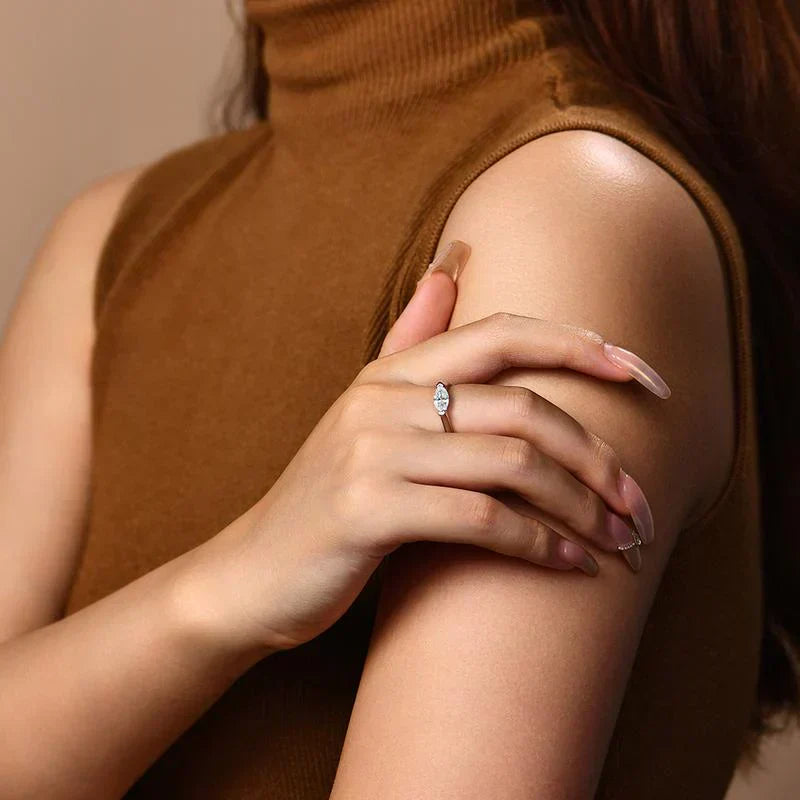 Avanirelle™  |  Diamond Ring 18k Gold