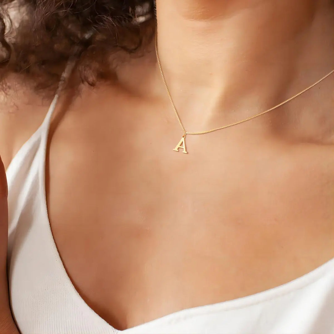 Enzhalynne™  |  Necklace Initials 18k Gold