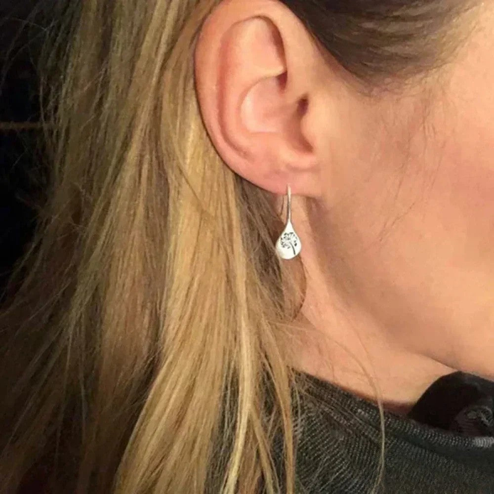 Pippa™  |  Elegant Silver Earrings Design