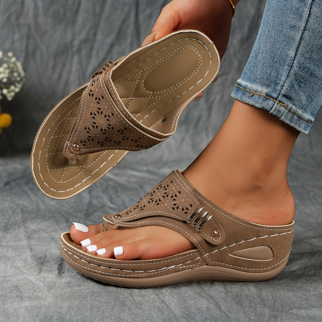 Platform wedge flip-flops adorned with pearls for women Montarello