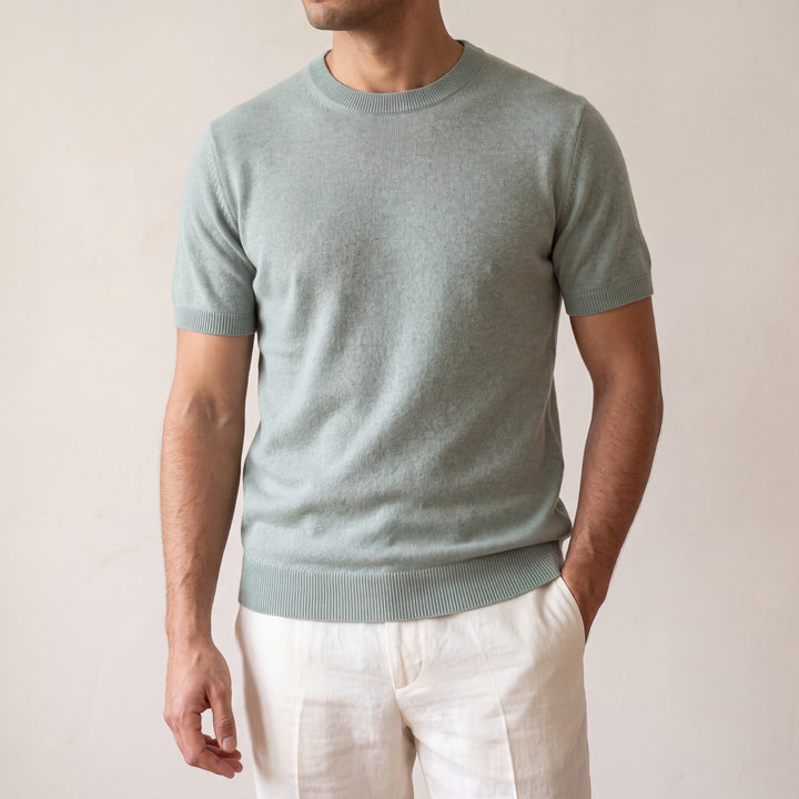 100% CASHMERE CLASSIC CREWNECK T-SHIRT.