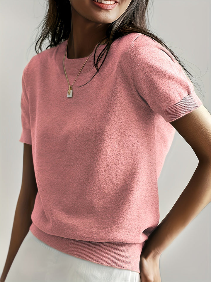 Aurélie - Elegant Fine Knit Top with Round Neck