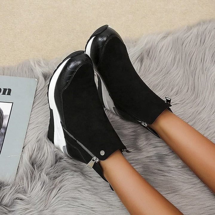 Kriza - Stylish Waterproof Women's Booties