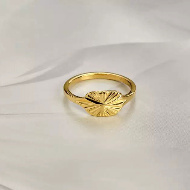Aurizette™  |  Sunray Ring 18K Gold