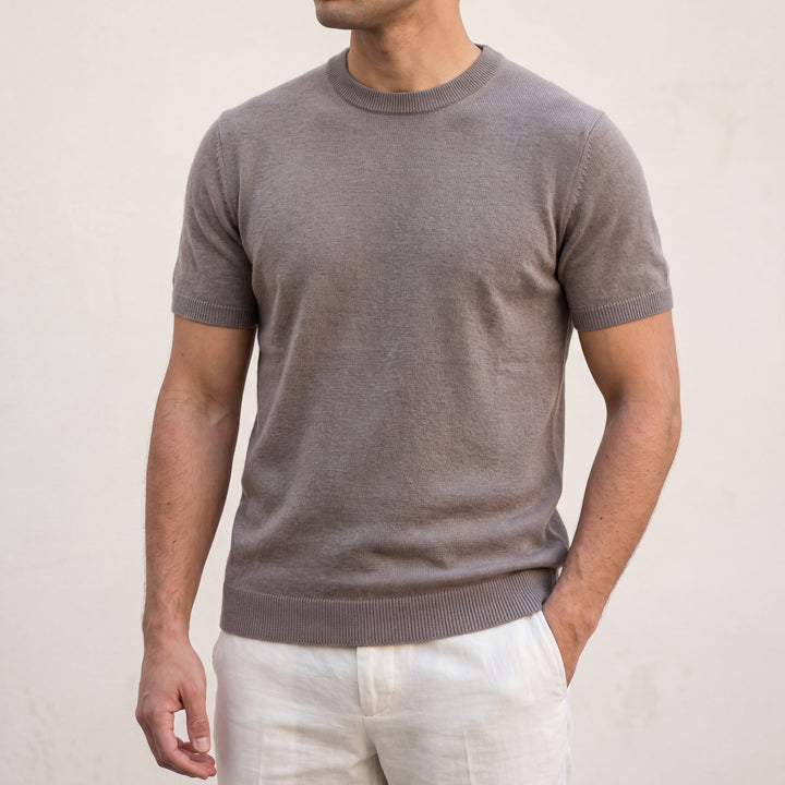 100% CASHMERE CLASSIC CREWNECK T-SHIRT.