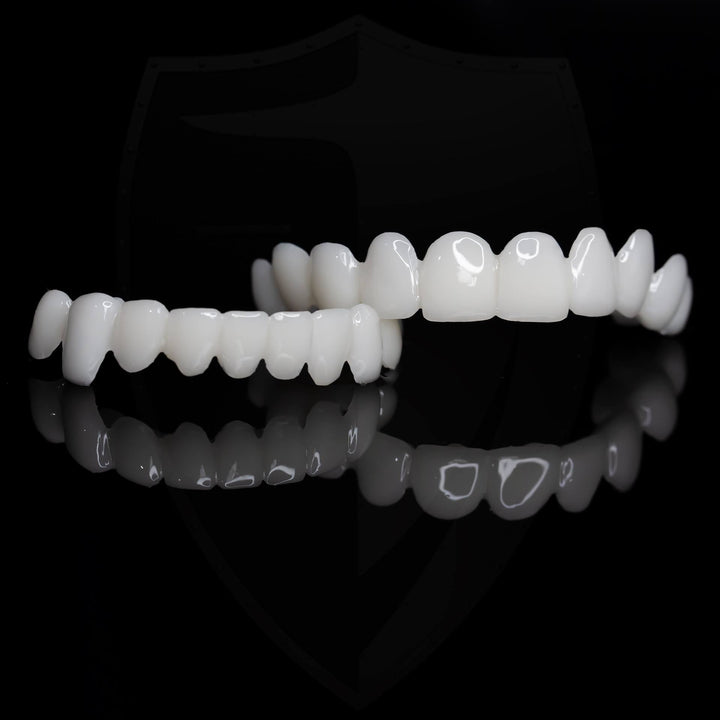 Removable Tooth Veneer for a Confident, Natural-Looking Smile
