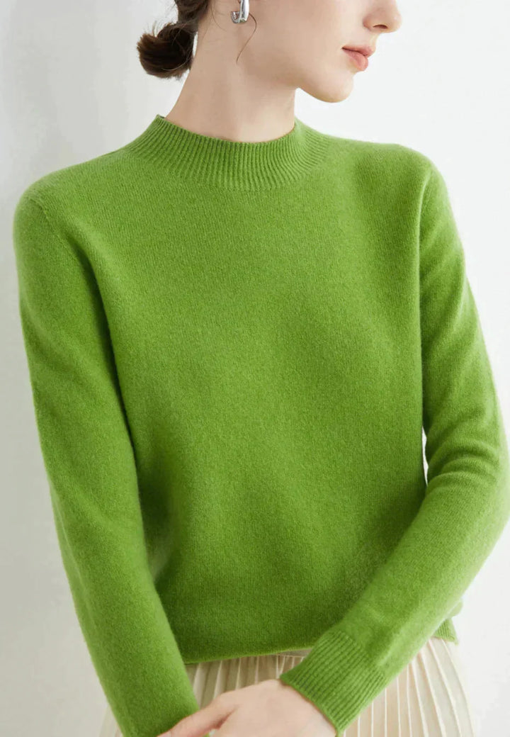 Clara Soft and Elegant Women's Cashmere Sweater - Elena Harper
