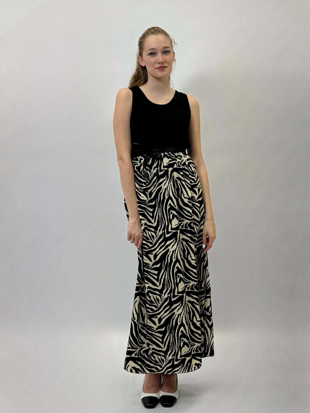 Janneke™  |  Sleeveless Dress Printed Skirt