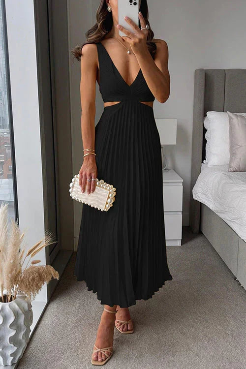 Madeleine Elegant Maxi Dress - Elena Harper