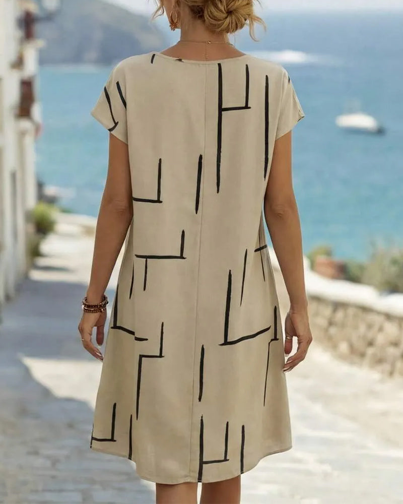 Soline™ | Tummy Concealing Dress with Line Print