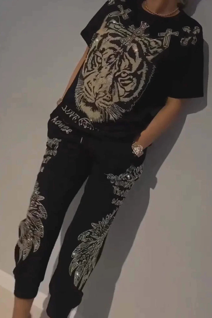 Quinzella Fashionable Set of Printed Top and Pants, view 3 - Elena Harper