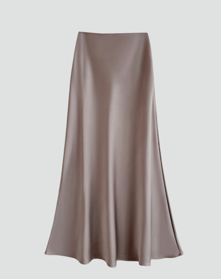 Ladies Satin Skirt with Elegant Shine for a Luxurious Maxi Look