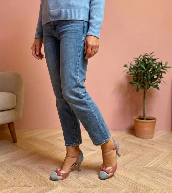 Jolie | The Retro Charm Meets Orthopaedic Technology