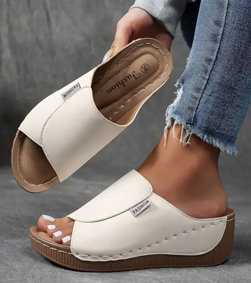 Slides | Ergonomic sandals designed for the wellbeing of your feet