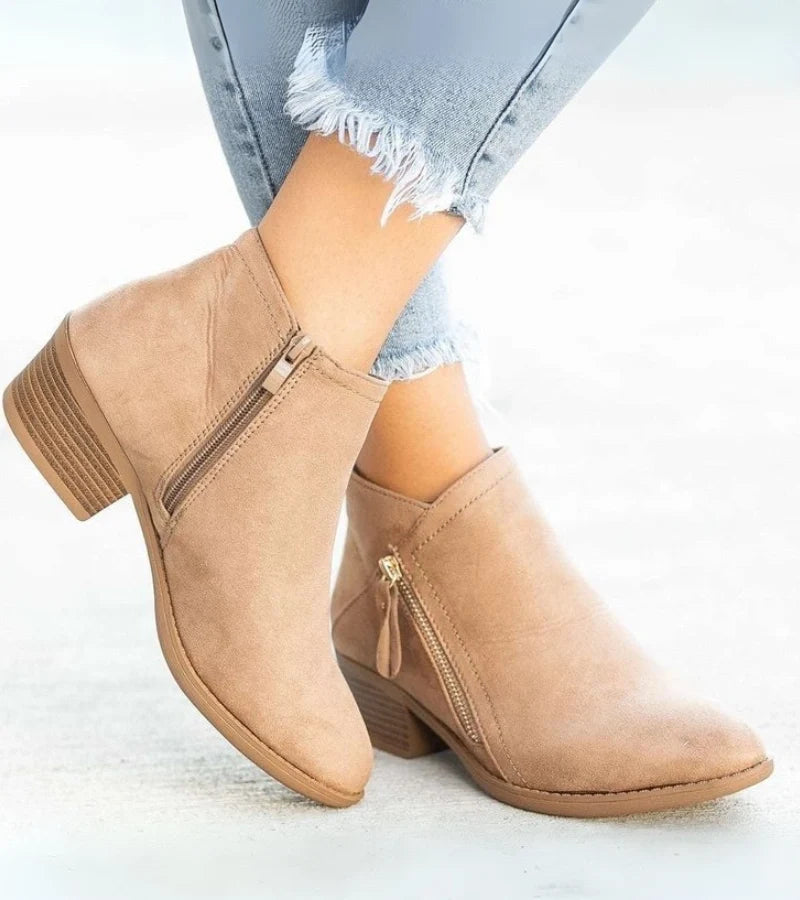 Eleonora | orthopaedic ankle boots with zip