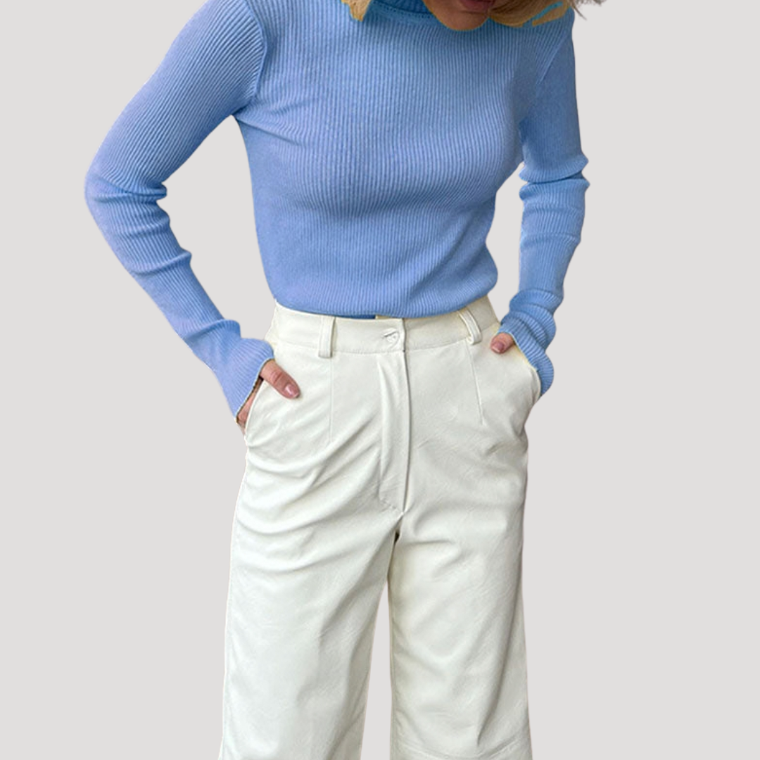 Fitted Women's Sweater with High Neck and Long Sleeves