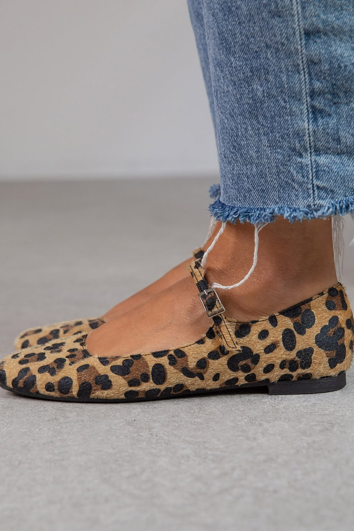 Women's Leopard Print Ballet Flats with Buckle Strap - Chic & Comfortable