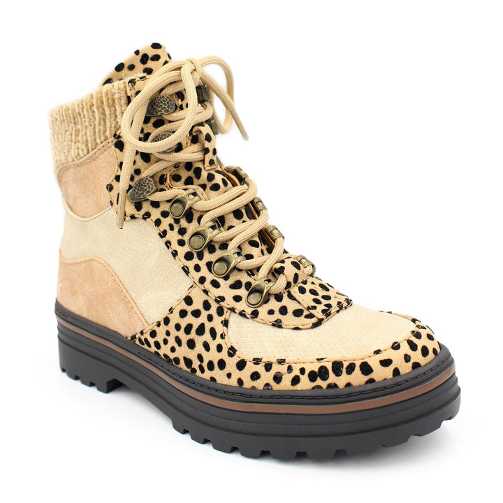 Women's reinforced structure boots with front laces – Ismarie