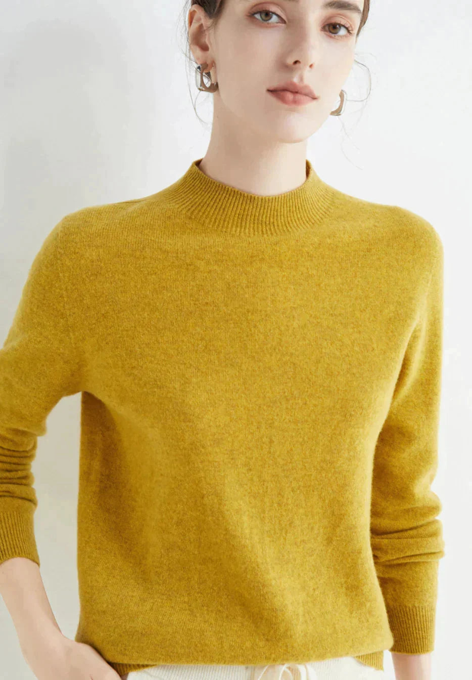 Clara Soft and Elegant Women's Cashmere Sweater, view 9 - Elena Harper