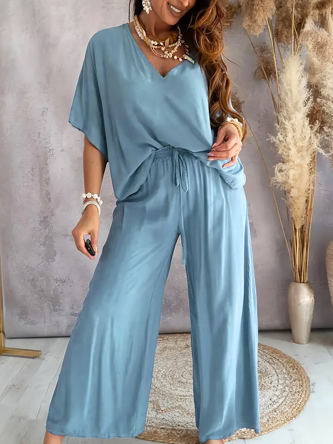 Elegant Set with V-Neck for Women, view 2 - Elena Harper