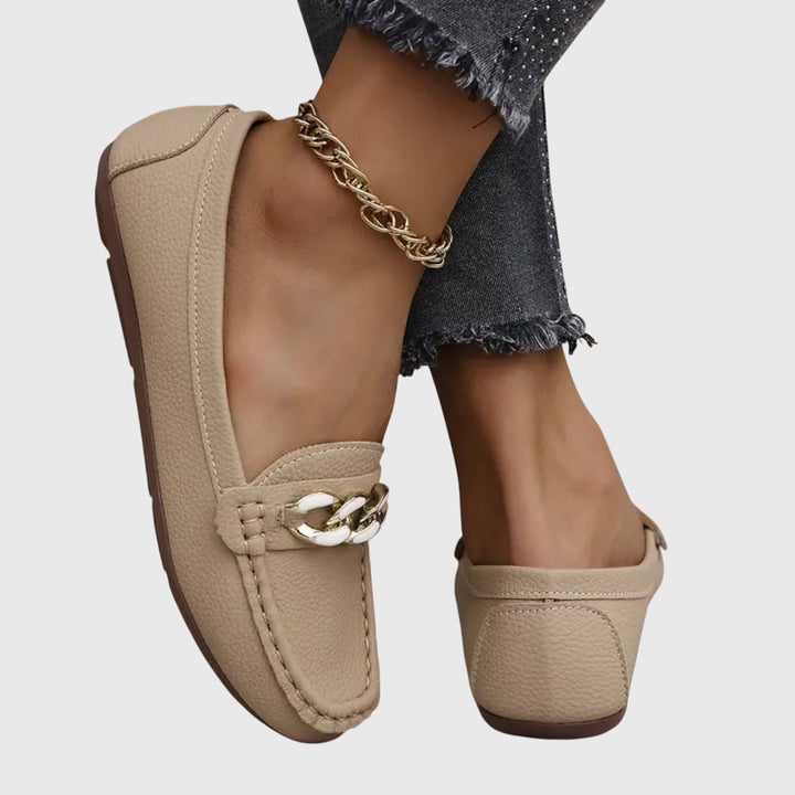 Melira | Orthopaedic loafers with metallic detail and design