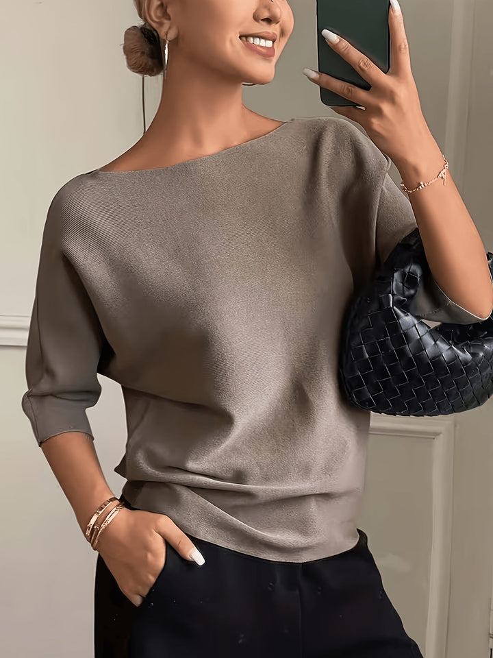 WOMEN'S TOP WITH BARE SHOULDERS