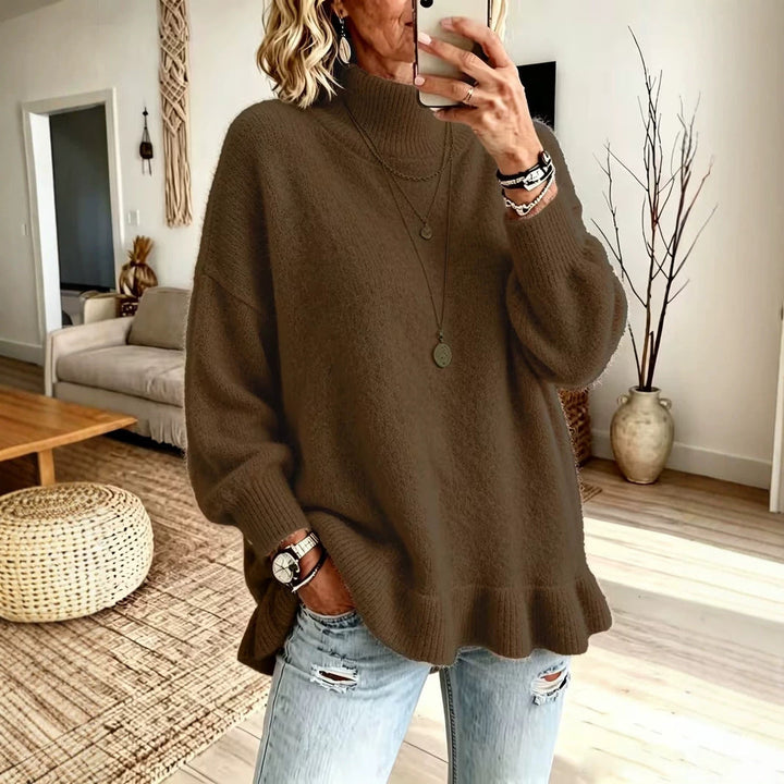 Women's Knit Sweater with Wavy Edge – Soft and Feminine