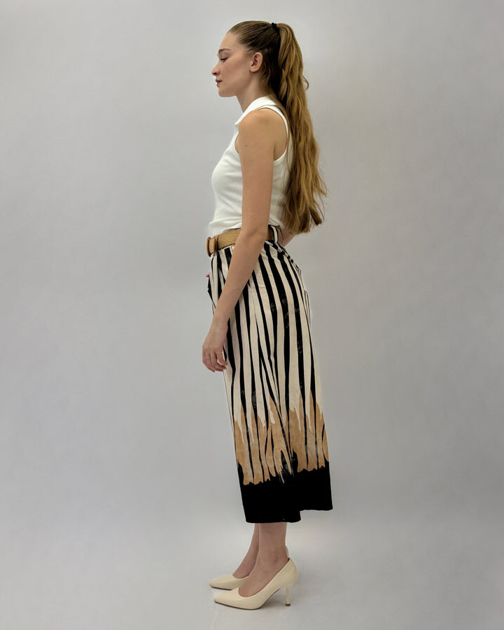 Talita™  |  Striped Trousers Belt Detail