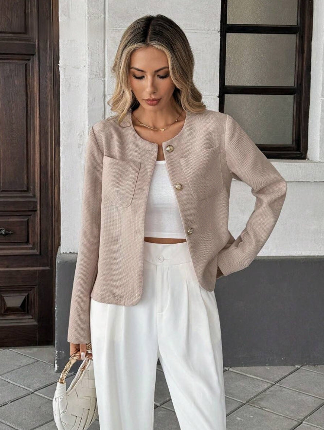 Short women's tweed jacket - Chic and elegant