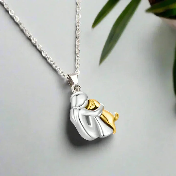 Dog Lovers Design Necklace – Elegant and Symbolic Jewelry